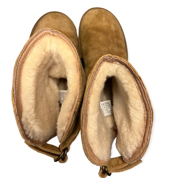 Ugg Australia Remora Bootie. Chestnut. Size 6 - Picture 5 of 7